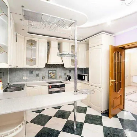 Luxury For Your Holiday Only For Guests From Russia! 아파트
